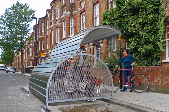 Banner-Bikehangar